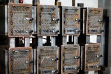 Более 100 печей-буржуек сделали для отправки бойцам СВО на заводе в Тюмени