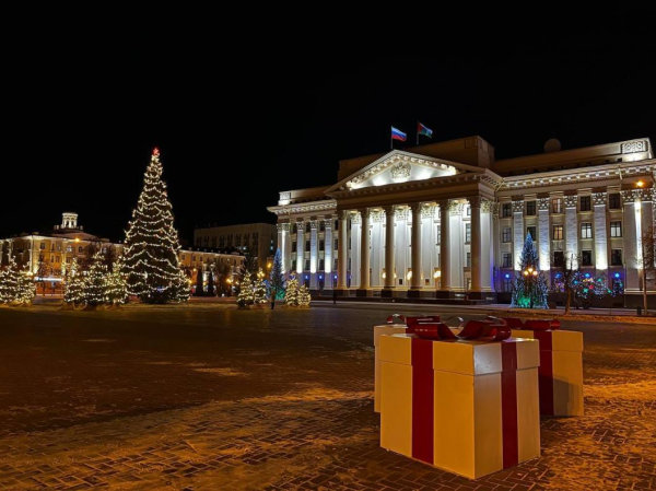 Александр Моор пожелал жителям региона в новом году личных и профессиональных побед