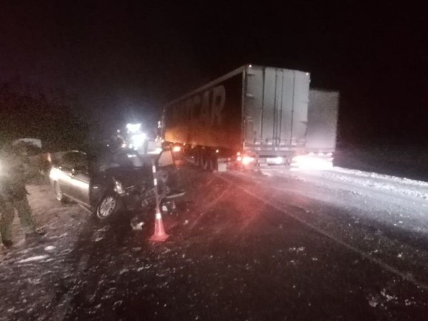 Пять машин столкнулись на трассе Тюмень - Омск