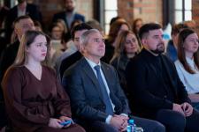 Александру Моору представили исследование студенческой среды Тюменской области