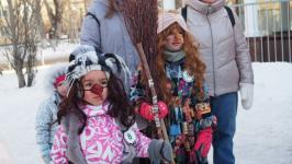 Лариса Гусарова заняла первое место на конкурсе красоты среди Бабок Ежек в Тюмени