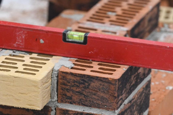 Застройщики возводят в Тюменской области 3,9 млн "квадратов" жилья