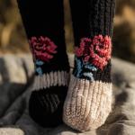 Носки с цветами тюменского ковра планирует выпускать Линария Брикнер Носки с цветами тюменского ковра планирует выпускать Линария Брикнер