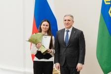 Губернатор Тюменской области отметил благодарностями журналистов "Тюменской линии" Губернатор Тюменской области отметил благодарностями журналистов "Тюменской линии"