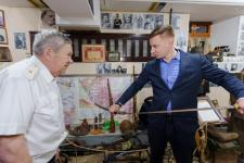 Участник программы "Время героев" Виктор Квасов познакомился с работой тюменского казачества