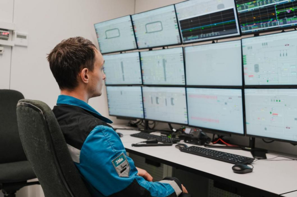 Новое оборудование для мониторинга атмосферного воздуха установили на тобольском ЗапСибНефтехиме