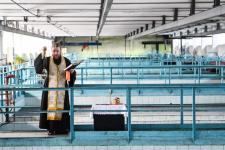 На водозаборах освятили поступающую в дома жителей Тюмени воду