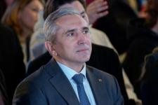 Александру Моору представили исследование студенческой среды Тюменской области