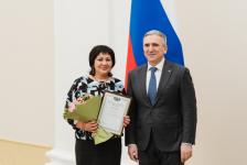 Губернатор Тюменской области отметил благодарностями журналистов "Тюменской линии" Губернатор Тюменской области отметил благодарностями журналистов "Тюменской линии"
