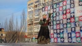 Лариса Гусарова заняла первое место на конкурсе красоты среди Бабок Ежек в Тюмени