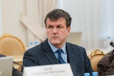 Губернатор Тюменской области отметил благодарностями журналистов "Тюменской линии" Губернатор Тюменской области отметил благодарностями журналистов "Тюменской линии"