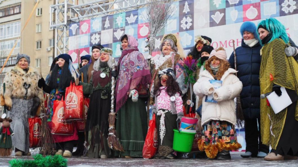 Лариса Гусарова заняла первое место на конкурсе красоты среди Бабок Ежек в Тюмени