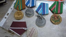 Житель Тюменской области Николай Семенов и его внук Степан помогают бойцам СВО Житель Тюменской области Николай Семенов и его внук Степан помогают бойцам СВО