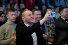 Александру Моору представили исследование студенческой среды Тюменской области