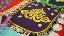 Одежду с элементами костюмов сибирских татар показали в Тюмени