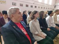 Тюменским школьникам рассказали про Героя Советского Союза Александра Логунова