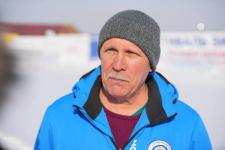 В Тюмени впервые в мире испекли 224 блина в проруби В Тюмени впервые в мире испекли 224 блина в проруби