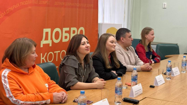 18 волонтеров из Тюмени отправились на ликвидацию мазута в Краснодарский край