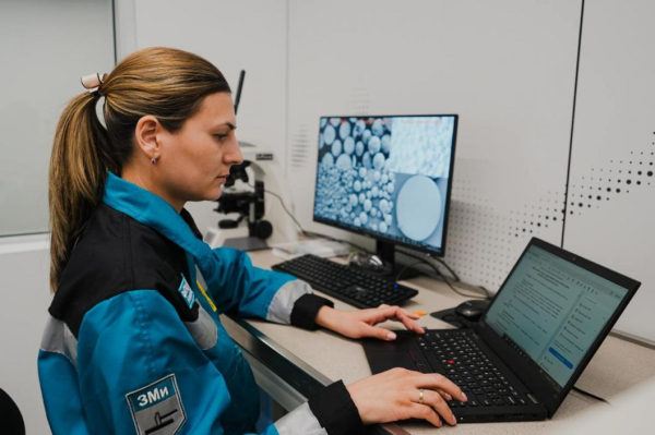 Робота "Тьюбота" применяют на тобольской площадке СИБУРа для обследование трубопроводов 