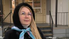 Пледы и носки для прогулок подарили ветеранам войны и труда студенты Тюменского медколледжа