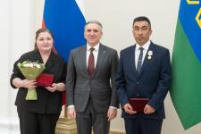 Губернатор Александр Моор вручил госнаграды 55 жителям области