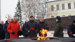 Память героев Сталинградской битвы почтили в Тюмени