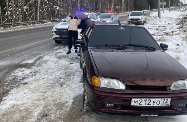 Нетрезвого подростка за рулем автомобиля остановили на трассе&nbsp;Тюмень - Ханты-Мансийск
