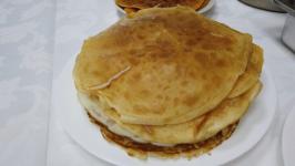 В Тюмени провели мастер-класс по приготовлению блинов для гостей из Чада