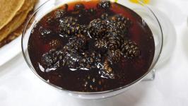 В Тюмени провели мастер-класс по приготовлению блинов для гостей из Чада