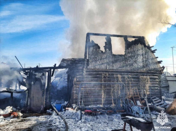 В Тюменском районе сгорел жилой дом