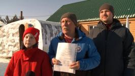 Передвижную баню передали бойцам в зону СВО тюменские моржи