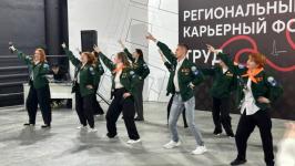 Тюменская молодежь познакомилась с работой студенческих отрядов на форуме "Труд крут"