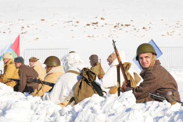 Военно-историческая реконструкция стала частью #СпецоперацииЛед в Тюмени