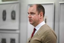 Притчи питерского художника Олега Яхнина представили в Тюмени