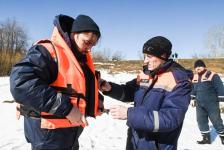 Жителей Тюменской области предупредили об опасности льда весной