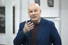 Притчи питерского художника Олега Яхнина представили в Тюмени