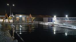 Ночной заплыв прошел на "Озере Чемпионов" в Тюмени