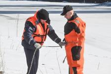 Жителей Тюменской области предупредили об опасности льда весной