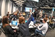 Тюменцы с помощью игрового симулятора учатся управлять межвузовским кампусом