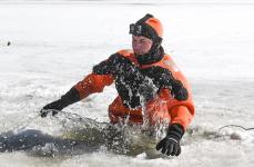 Жителей Тюменской области предупредили об опасности льда весной