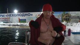 Ночной заплыв прошел на "Озере Чемпионов" в Тюмени