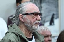 Притчи питерского художника Олега Яхнина представили в Тюмени