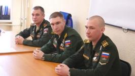 В Тюмени участники СВО встретились с будущими медиками