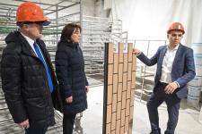 Тюменский завод выпускает огнеупорные фасады для жилых домов