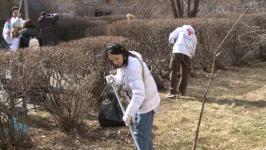 Тюменские журналисты привели в порядок свой сквер Тюменские журналисты привели в порядок свой сквер