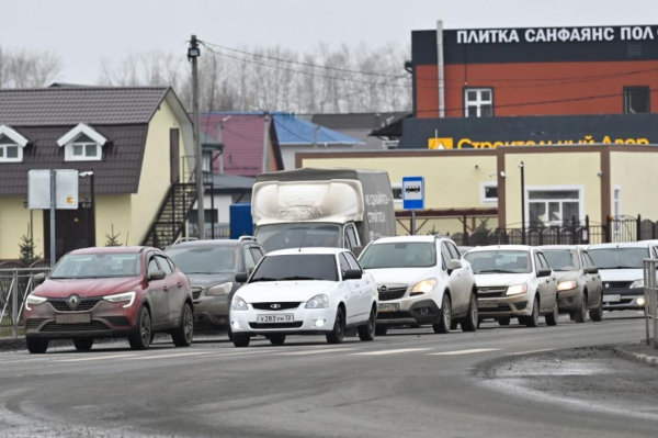 В Тюменской области предложили освободить от транспортного налога супругов участников СВО 