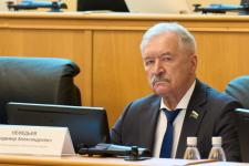 Уникальную выставку представили ко Дню Уватского района в Тюменской облдуме Уникальную выставку представили ко Дню Уватского района в Тюменской облдуме