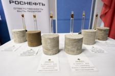 Уникальную выставку представили ко Дню Уватского района в Тюменской облдуме Уникальную выставку представили ко Дню Уватского района в Тюменской облдуме