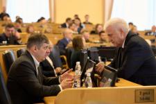 Уникальную выставку представили ко Дню Уватского района в Тюменской облдуме Уникальную выставку представили ко Дню Уватского района в Тюменской облдуме