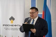 Уникальную выставку представили ко Дню Уватского района в Тюменской облдуме Уникальную выставку представили ко Дню Уватского района в Тюменской облдуме